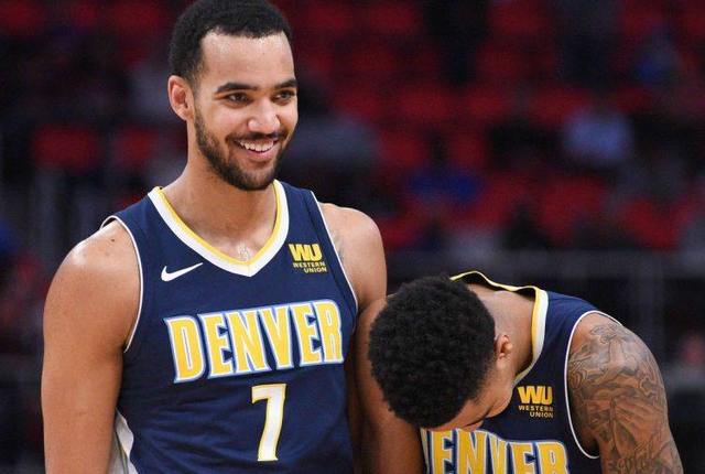 莱比锡6-0大胜法兰克福，迪奥曼德戴帽，鲍姆加特纳一射两传（莱比锡6-0横扫法兰克福：迪奥曼德上演帽子戏法，鲍姆加特纳1球2助攻）