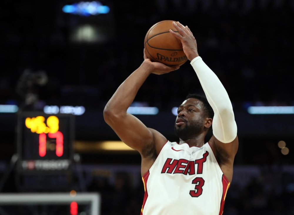 希勒：格林伍德去牙买加是正确的选择，他需要安定下来（希勒力挺格林伍德改投牙买加：这是明智之选，他该尽快安定下来）