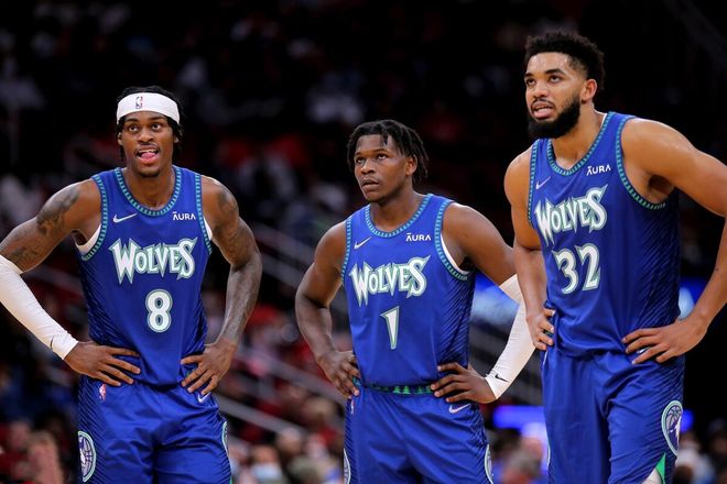 中超：北京国安客场2-1逆转上海申花（中超战报：北京国安客场2比1逆转上海申花）