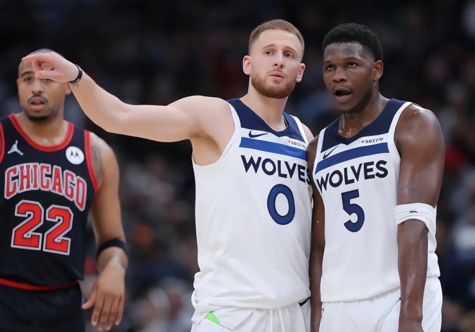 都体：热那亚有意签回佩林，德罗西寻求经验丰富的更衣室领袖（都体：热那亚考虑召回佩林，德罗西盼引进资深更衣室领袖）