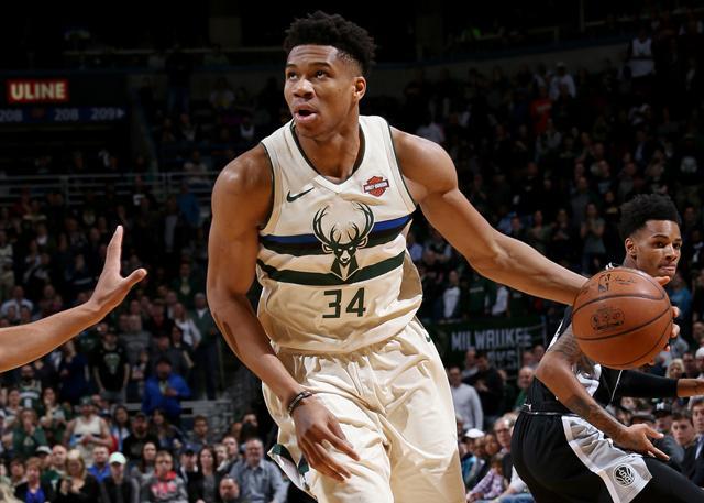 直接颁奖！雷速中超评选：法比奥大四喜，当选第30轮MVP（毫无悬念！雷速中超评选：法比奥上演大四喜，荣膺第30轮MVP）