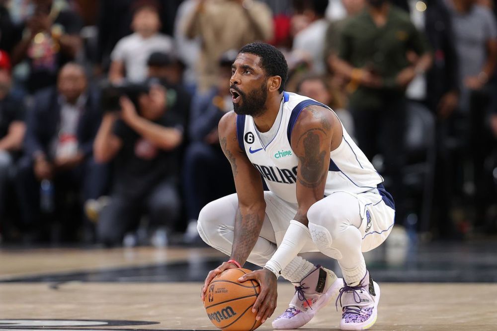 卡萨诺：长远看只有国米和那不勒斯争冠，而米兰会掉链子的（卡萨诺：长远看，冠军之争只在国米与那不勒斯之间，米兰会掉链子）