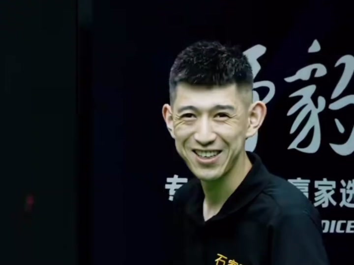 的表现优于 的表现优于